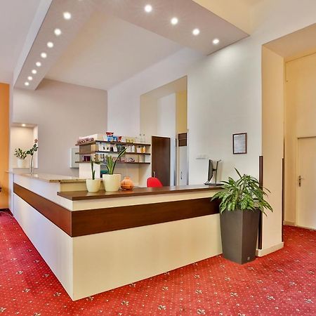 Hotel Tábor Extérieur photo