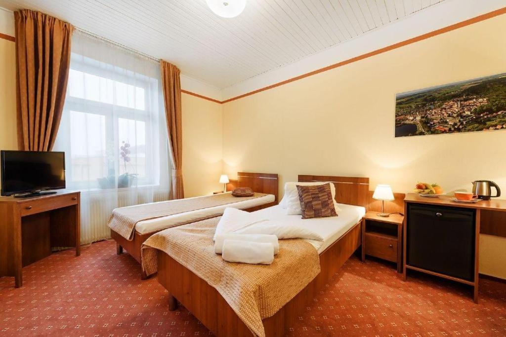Hotel Tábor Extérieur photo