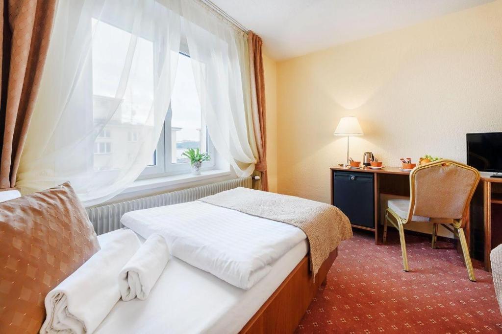 Hotel Tábor Extérieur photo