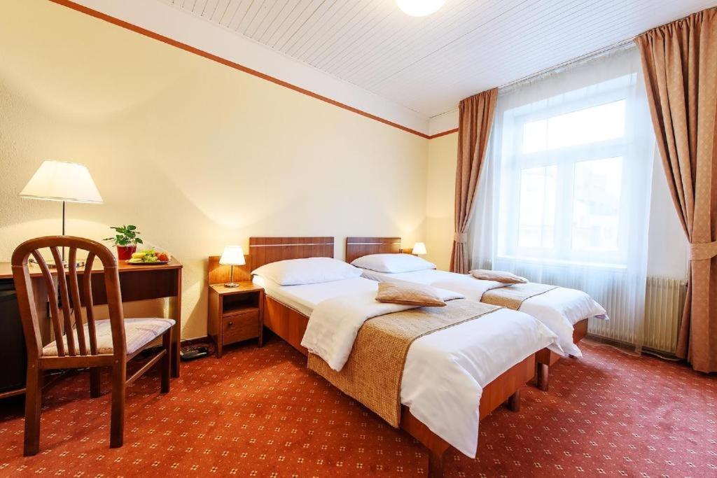 Hotel Tábor Extérieur photo