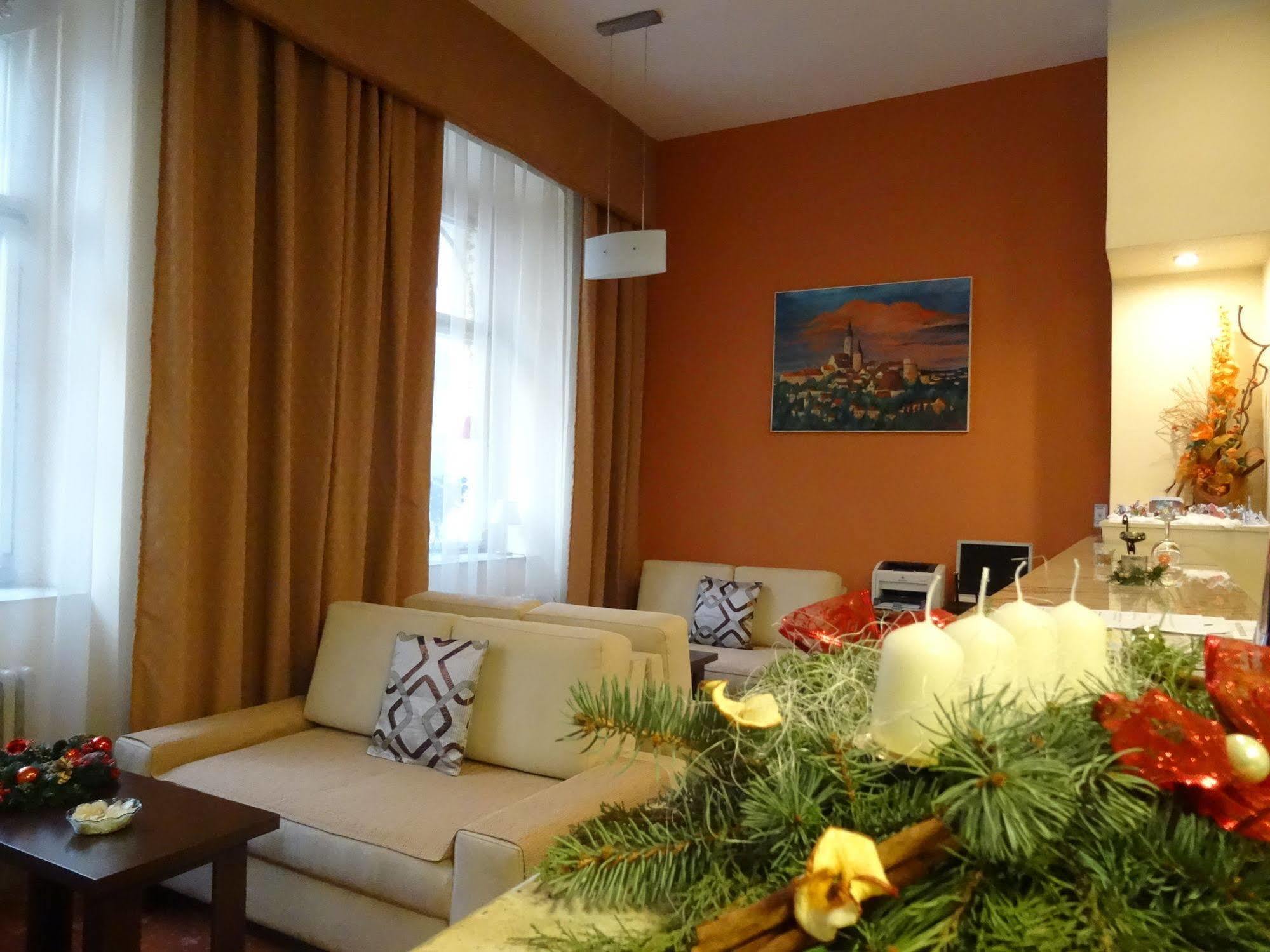 Hotel Tábor Extérieur photo